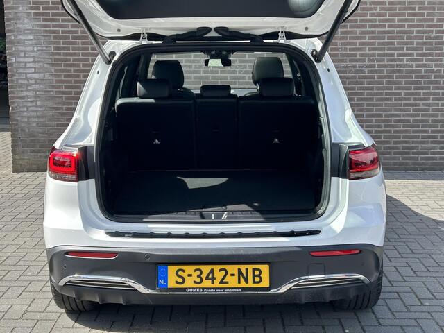 Mercedes-Benz EQB 300 4MATIC AMG Line | Panoramadak | | Cruise Control | Achteruitrijcamera