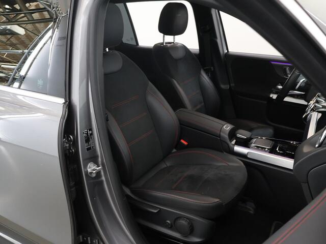 Mercedes-Benz EQB 300 4MATIC AMG Line 67 kWh | Premium pakket | Panoramadak | Apple carplay | Sfeerverlichting | Led Koplampen |