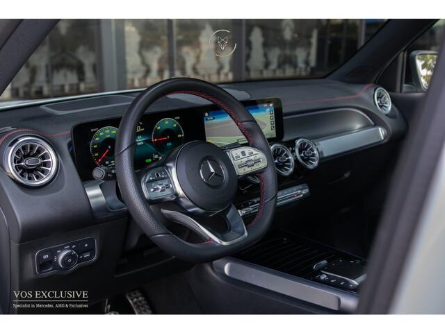 Mercedes-Benz EQB 300 4MATIC AMG 67 kWh 7-persoons|Night|Keyless|Verw-stln|Cruise|360°|Panorama|HUD|Sfeer|Nieuwprijs €74.626