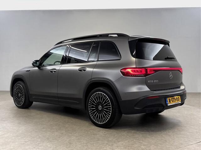Mercedes-Benz EQB 250 AMG Line 67 kWh | Snelladen | SOH 96% | Pano | HuD | 360° | Virtual | Burmester | Memory | Sfeer