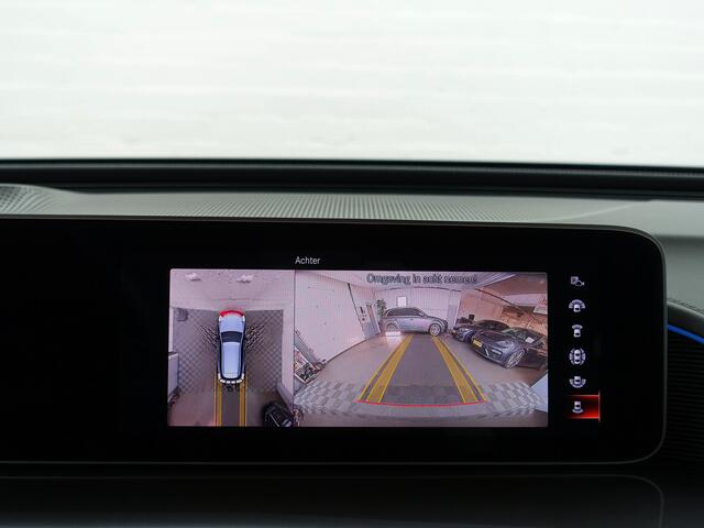 Mercedes-Benz EQC 400 4MATIC Business Solution AMG [ bruto 48.279 ] 80 kWh I Leer I schuifdak I Memory seats I Distronic I Burmester