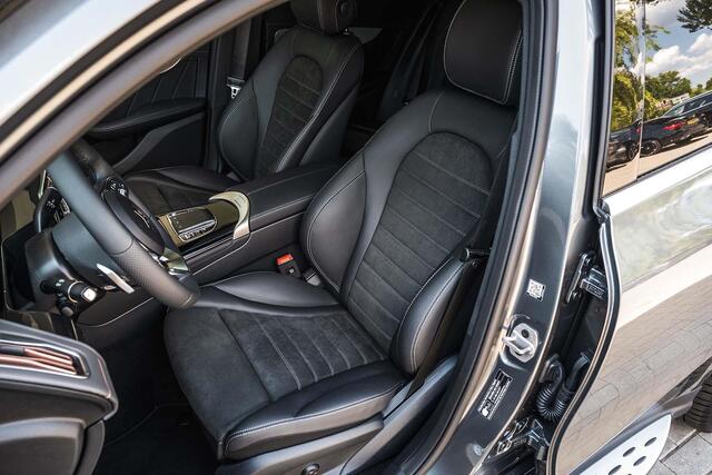 Mercedes-Benz EQC 400 4MATIC AMG Line | Panorama-schuifdak | Trekhaak | Memory-pakket | Treeplanken | Stoelverwarming | Sfeerverlichting