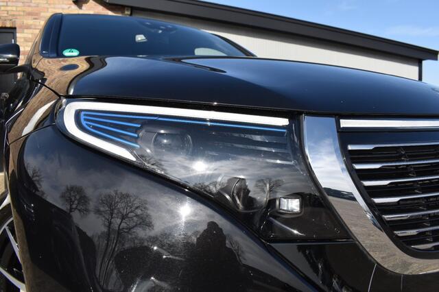 Mercedes-Benz EQC 400 4MATIC PREMIUM 80kWh, LED, ACC, LANE