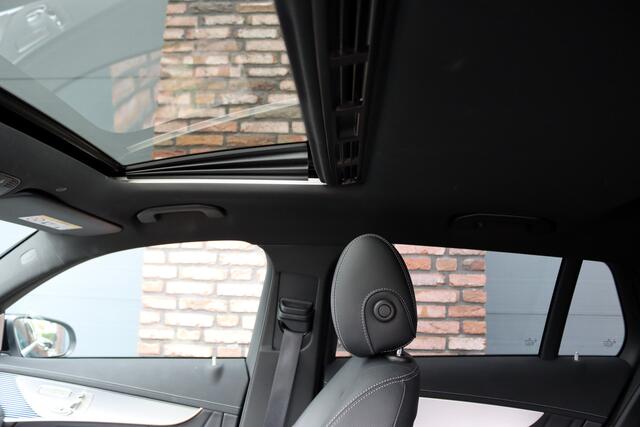Mercedes-Benz EQC 400 4MATIC AMG Line Premium+ 80 kWh | ex BTW ¤ 34.000,- | Schuifdak | Distronic+ | Memory | Surround Camera | HUD | Leder | Trekhaak | Keyless Go | Augmented Reality | Rijassistentiepakket |