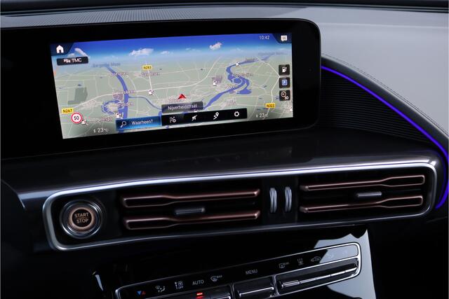 Mercedes-Benz EQC 400 4MATIC AMG Line 80 kWh | ex BTW ¤ 40.500,- netto | Schuifdak | Head-up Display | Surround Camera | Trekhaak | Dodehoekassistent | Advanced Sound System | Stoelverwarming | Sfeerverlichting |