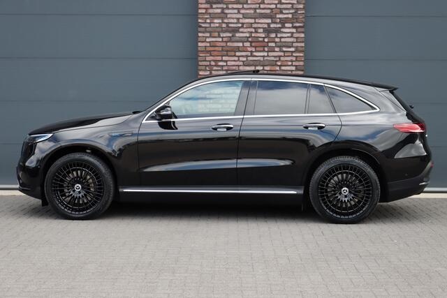 Mercedes-Benz EQC 400 4MATIC AMG Line 80 kWh | ex BTW ¤40.500,- | Schuifdak | Distronic+ | Memory | Leder | Trekhaak | Keyless Go | Advanced Sound System | Rijassistentiepakket | Diefstalbeveiligingspakket |