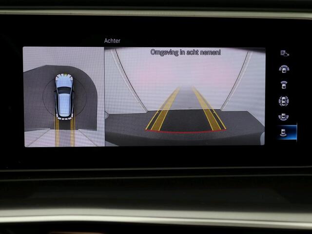 Mercedes-Benz EQC 400 4MATIC Premium Plus 80 kWh AMG Premium Plus 80 kWh | Burmester® | Rijassistentiepakket | Schuifdak | Head-up display | 360°-Camera | Alarm. Inclusief 24 maanden MB Certified garantie voor Europa.
