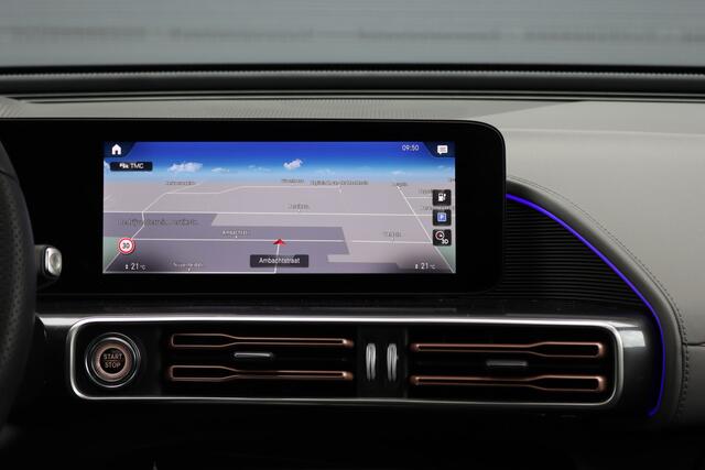 Mercedes-Benz EQC 400 4MATIC AMG Line 80 kWh | Distronic+ | Memory | Stoelventilatie | Schuifdak | HUD | Surround Camera | Trekhaak | Advanced Sound System |