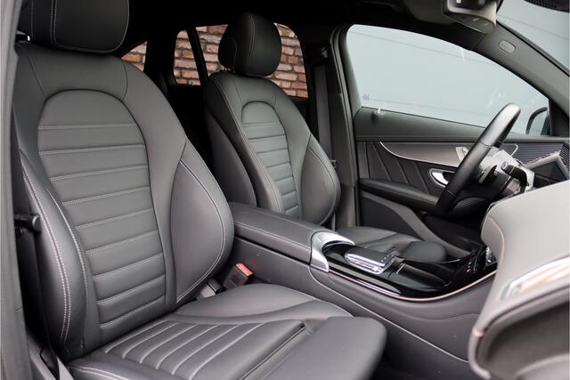 Mercedes-Benz EQC 400 4MATIC AMG Line 80 kWh | ex BTW ¤ 36.500,- | Schuifdak | Distronic+ | Memory | Verwarmd Stuurwiel | Surround Camera | Leder | Keyless Go | Augmented Reality | Voorklimatisering |