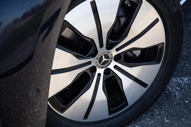 Mercedes-Benz EQC 400 4MATIC Luxury Line 80 kWh CAMERA / MEMMORY / STOELVERWARMING / LEER / DEALER ONDERHOUDEN