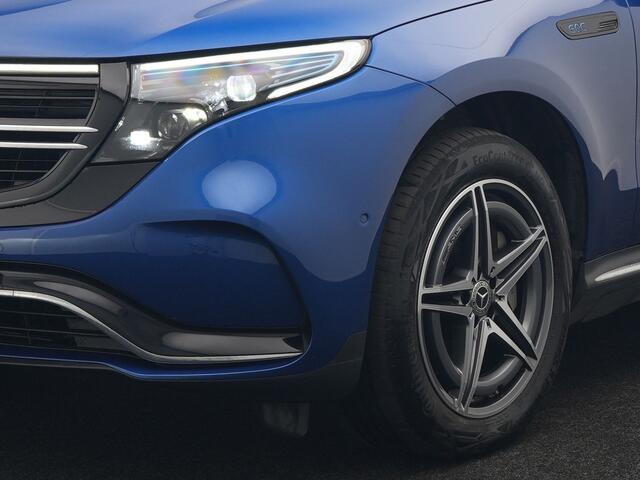 Mercedes-Benz EQC 400 4MATIC AMG Line 408pk INCL BTW | Trekhaak af Fabriek | Adaptive Cruise | 360 Camera | Multibeam LED | Standkachel | Sfeerverlichting | 19"L.M | Widescreen | Keyless | BLIS |