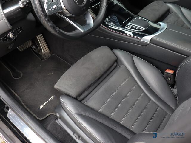 Mercedes-Benz EQC 400 4M | AMG | 80 kWh | Pano | LED | Ambiente | 20'' LM AMG | Parkeer Pakket | Camera | MEER FOTO'S VOLGEN!