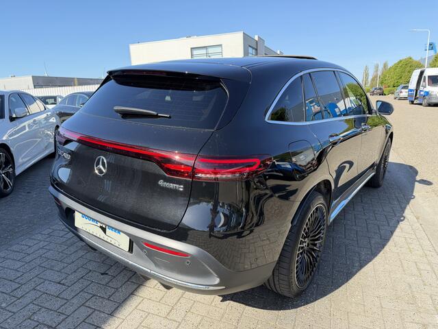 Mercedes-Benz EQC 400 4MATIC AMG Line 80 kWh Schuifdak | Memory | Contourstoelen | Trekhaak | HUD | Keyless