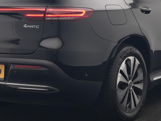 Mercedes-Benz EQC 400 4MATIC 85 kWh 408pk Dealer O.H | Panodak | Adaptive Cruise | 360 Camera | Lederen Sportstoelen Massage & Verwarmd | Multibeam LED | MBUX Widescreen Navi | Keyless | Sfeerverlichting | BLIS | Apple Carplay | Virtual | DAB | 19"L.M |