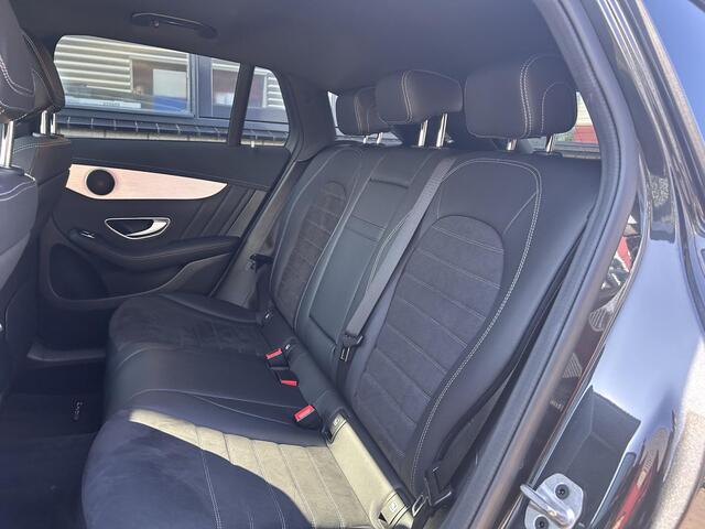 Mercedes-Benz EQC 400 4MATIC AMG Line 80 kWh Premium Plus | Panoramadak | Trekhaak | Head up display