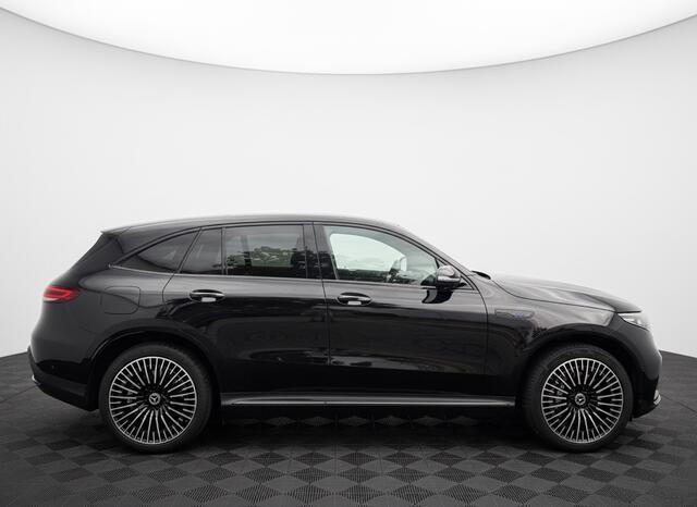 Mercedes-Benz EQC 400 4MATIC AMG Line Premium+, Burmeister | Schuifdak | Trekhaak | SOH 95%