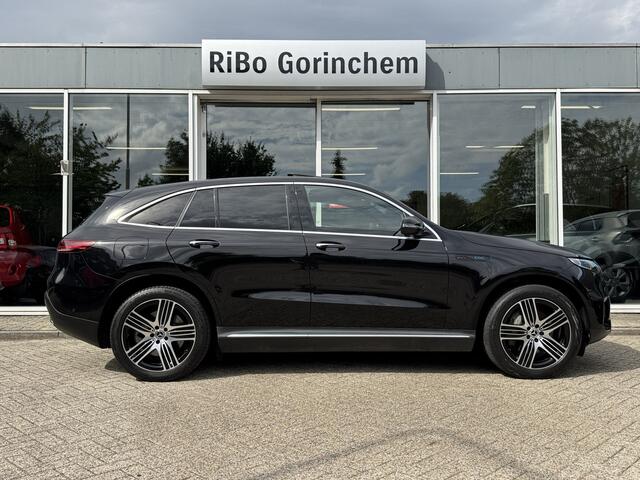 Mercedes-Benz EQC 400 4MATIC Business Solution AMG 80 kWh * Camera * Schuifdak * Navi *