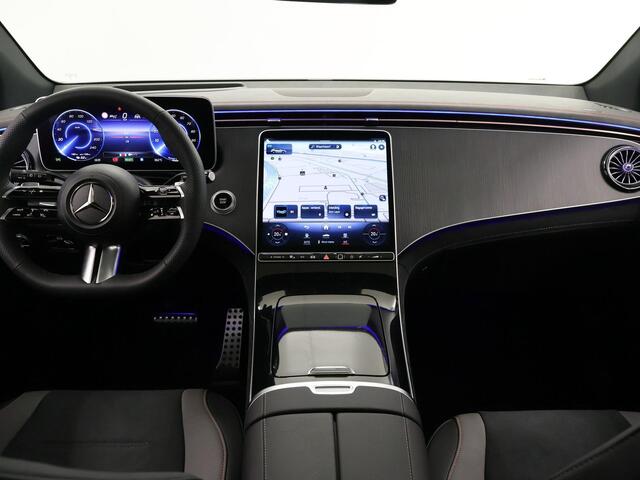 Mercedes-Benz EQE SUV 350+ AMG Premium 91 kWh | Head Up Display | Trekhaak | Panoramadak | Achteras besturing | Digital Light | 360 camera | Burmester 3D |