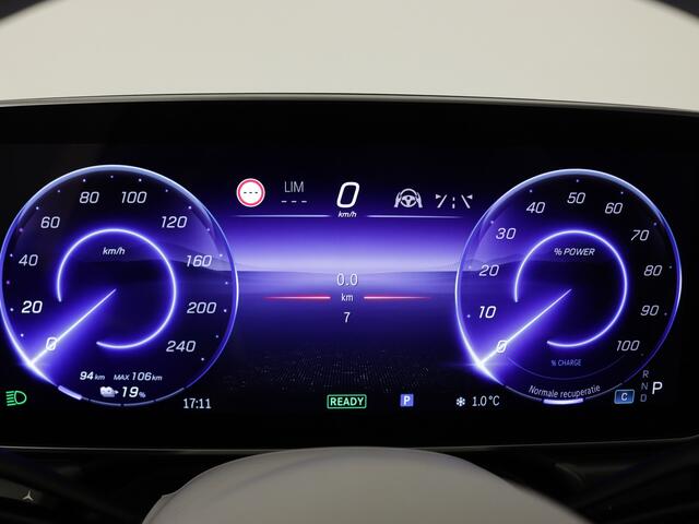 Mercedes-Benz EQE 300 Sport Edition 89 kWh | Verwarmde en geklimatiseerde stoelen vooraan | Geluidspersonalisatie | Premium Pack | KEYLESS GO-pakket | Digital light | Burmester® 3D-Surround sound system | Parkeerpakket met 360° camera's |
