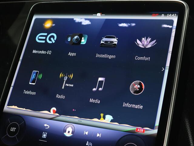 Mercedes-Benz EQE 300 Business Edition 89 kWh | Plus pakket | Panormadak | Privacy glas | Wisselstroom lader | 20-Inch | LED | Memorypakket | Keyless-Go