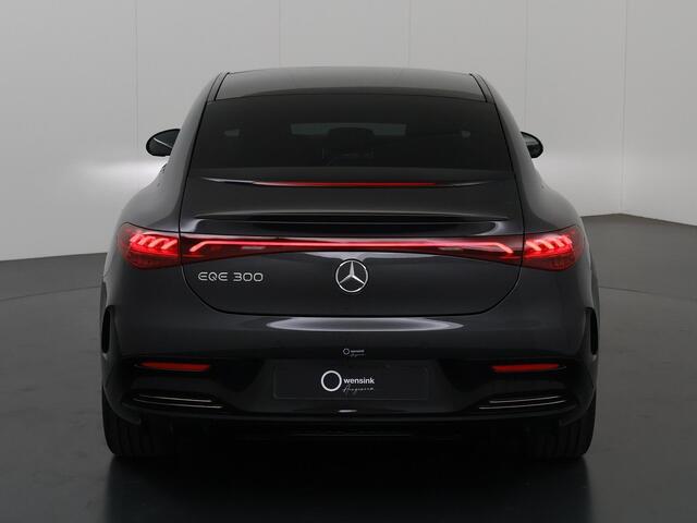 Mercedes-Benz EQE 300 Sport Edition 90 kWh | Panoramadak | Night pakket | 19-Inch |