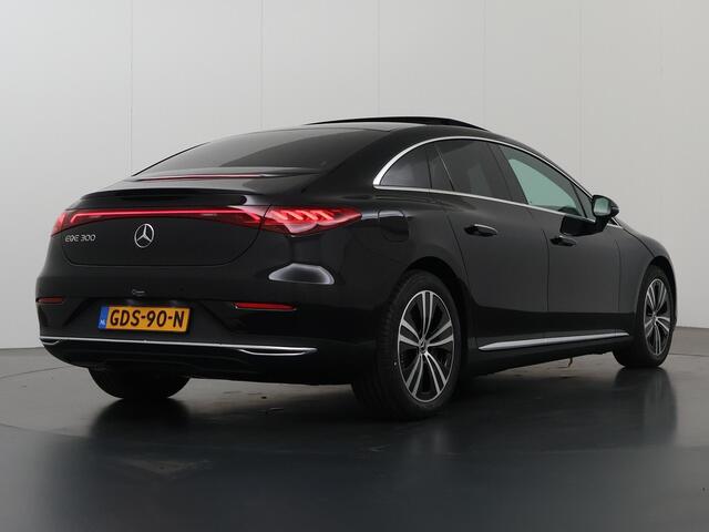 Mercedes-Benz EQE 300 Business Edition 89 kWh | Nieuwprijs ¤ 70.928 | Panoramadak | Warmtewerend glas | Apple Car Play | 19-Inch