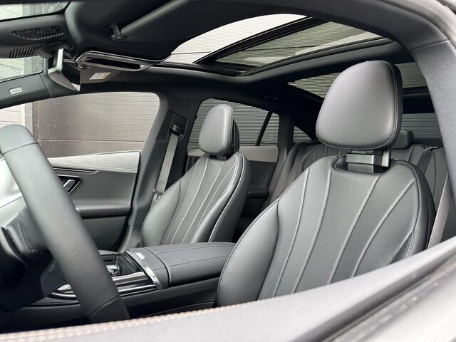 Mercedes-Benz EQE 300 Luxury Line | Panoramadak | Luchtvering | Achteruitrijcamera | Memorystoelen Verwarmd | Sfeerverlichting | Apple & Android Carplay