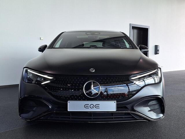 Mercedes-Benz EQE 350 AMG Line | Matgrijs | Premium Pakket | Night Pakket | Rijassistentiepakket Plus | Panoramadak | AIRMATIC Luchtvering | Burmester 3D Surround Sound | 360° Camera | Stuurverwarming | Apple CarPlay | Android Auto | Showmodel