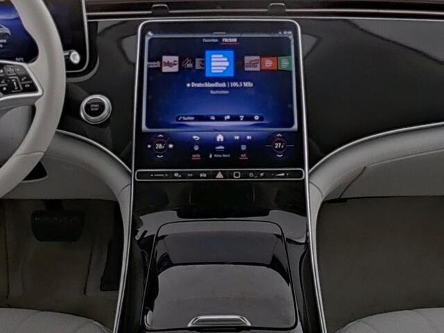 Mercedes-Benz EQE 300 89 kWh MBUX Navi Stoelverwarming LED Trekhaak 19 Inch Camera