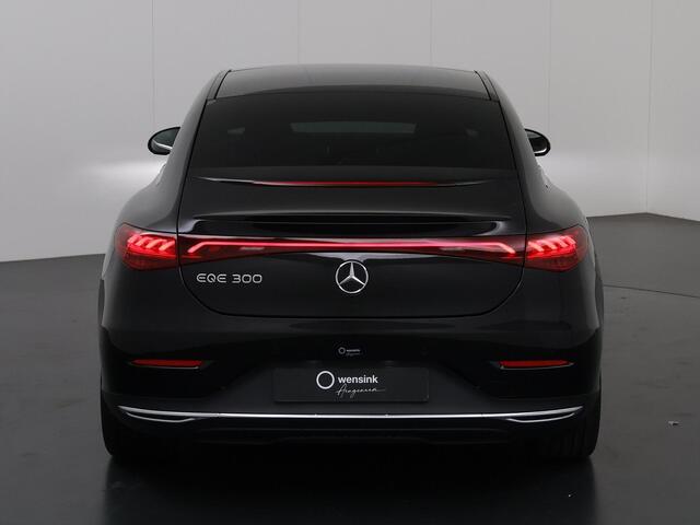 Mercedes-Benz EQE 300 Business Edition 90 kWh | Panoramisch schuifdak | Apple CarPlay(TM) | Stoelverwarming |