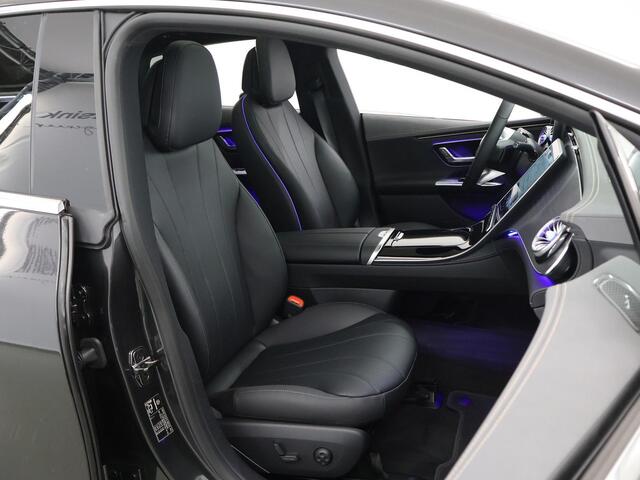 Mercedes-Benz EQE 300 Business Edition 89 kWh | Achteruitrijcamera | Panoramaschuifdak | Smartphone-integratie | Stoelverwarming |