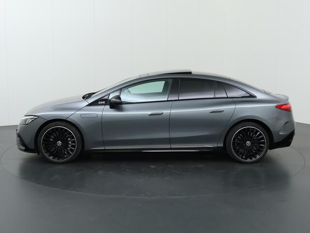 Mercedes-Benz EQE 300 AMG Night 90 kWh | Panoramadak | Luchtvering | 21 inch Multispaaks velgen |