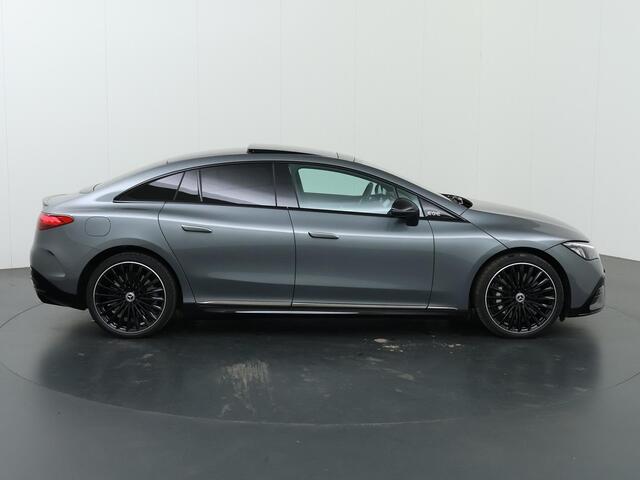 Mercedes-Benz EQE 300 AMG Night 90 kWh | Panoramadak | Luchtvering | 21 inch Multispaaks velgen |