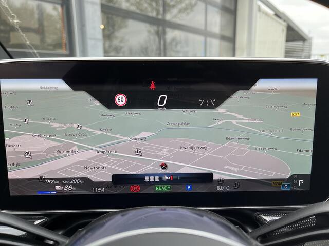 Mercedes-Benz EQE 300 Business LIMITED | Panoramadak | Donkergetint Glas Achter | Apple CarPlay | Android Auto | Sfeerverlichting | Stoelverwarming | Parkeersensoren | Achteruitrijcamera | Elektrisch Inklapbare Buitenspiegels