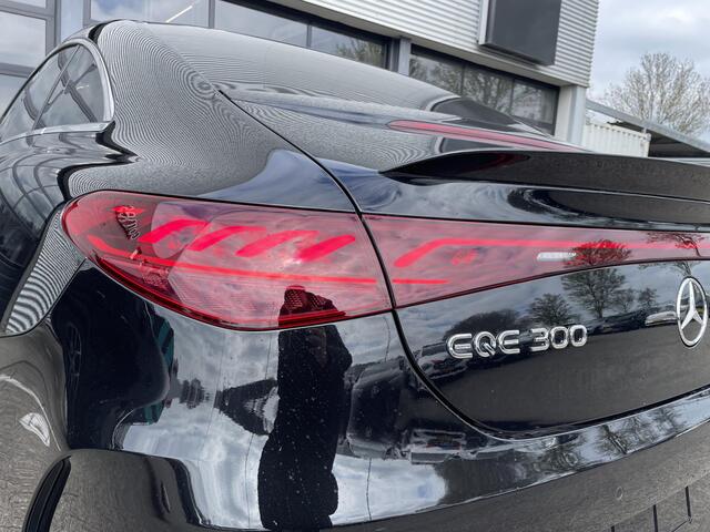 Mercedes-Benz EQE 300 Sport Edition LIMITED | AMG Line | Premium Pakket | Winter Pakket | Rijassistentiepakket Plus | Panoramadak | AIRMATIC Luchtvering | Burmester 3D Surround | 360° Camera | Multicountourstoelen met Massage | Stuurverwarming