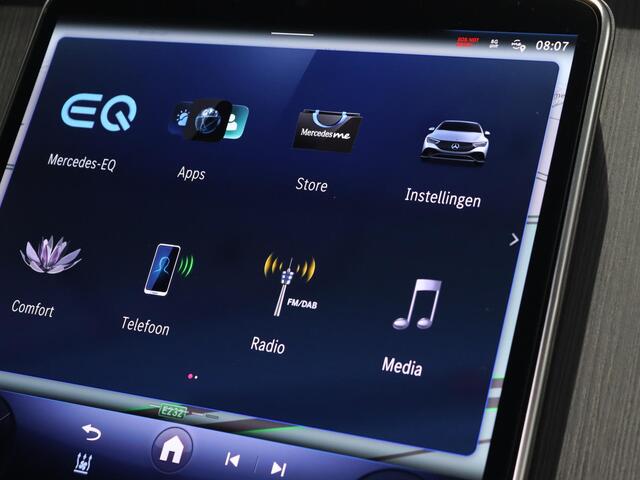Mercedes-Benz EQE 300 AMG Line 89 kWh Panoramadak | Night pakket | Airmatic | 20 inch LM velgen