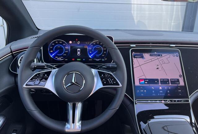 Mercedes-Benz EQE 300 Business Edition | Plus Pakket | Panoramadak | DISTRONIC Afstandsassistent | Apple CarPlay | Android Auto | Elektrisch Verstelbare Stoelen + Memory | Stoelverwarming | Sfeerverlichting | Parkeersensoren | Achteruitrijcamera