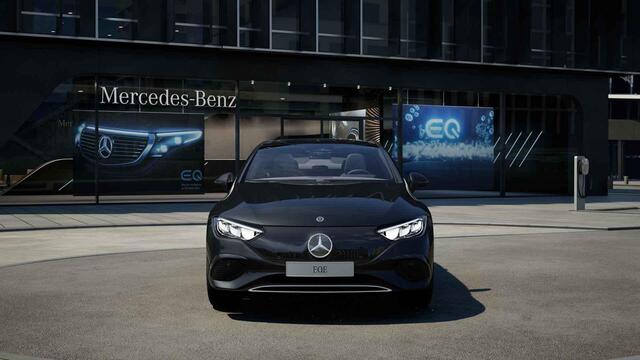 Mercedes-Benz EQE 300 Business Edition 89 kWh | Panoramisch schuifdak | Achteruitrijcamera | Apple CarPlay