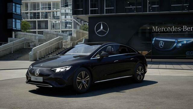 Mercedes-Benz EQE 300 Business Edition 89 kWh | Panoramisch schuifdak | Achteruitrijcamera | Apple CarPlay