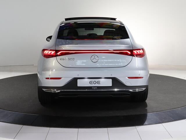 Mercedes-Benz EQE 300 Business Edition 89 kWh | Panoramadak | LED | PDC |
