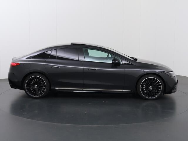 Mercedes-Benz EQE 350 AMG Line 89 kWh | Night | Panoramadak | Burmester | Headup | Luchtvering | Digital Light | 360 graden camera | 21" lichtmetalen velgen |