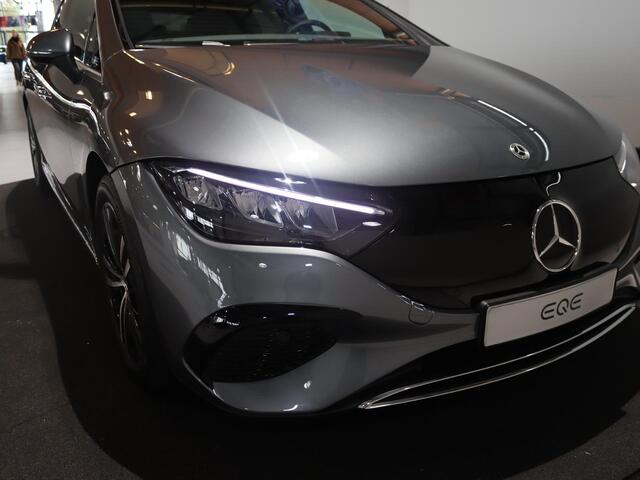 Mercedes-Benz EQE 300 Business Edition 89 kWh Panoramadak | Getinte ramen achter | Alarm 3 | Carplay/android auto | Led verlichting