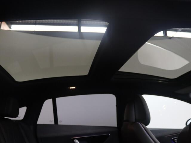 Mercedes-Benz EQE 300 Business Edition 89 kWh Panoramadak | Getinte ramen achter | Alarm 3 | Carplay/android auto | Led verlichting