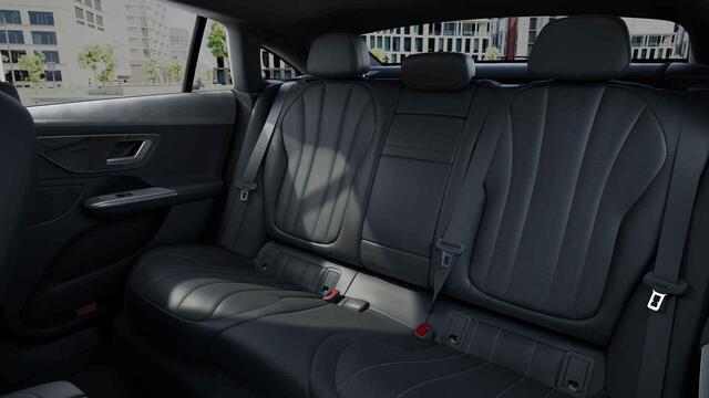 Mercedes-Benz EQE 300 Business Line 89 kWh | Alarm | Getint glas | Widescreen | Sfeerverlichting |