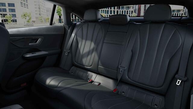 Mercedes-Benz EQE 300 Business Edition 89 kWh | Panoramadak | Getint glas | Sfeerverlichting | Stoelverwarming | Parkeercamera |