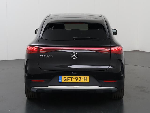 Mercedes-Benz EQE SUV 300 Electric Art Line Distronic | Dodehoek assistent | Getinte Ruiten | Memory Stoelen | Apple Carplay |