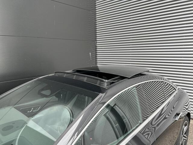 Mercedes-Benz EQE 300 AMG | Head-Up Display | Panoramadak | Achteruitrijcamera | Sfeerverlichting | Memorystoelen Verwarmd | Apple & Android Carplay