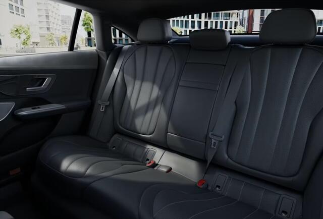 Mercedes-Benz EQE 300 Hyper Screen 89 kWh Trekhaak Airmatic Distronic Memory Stoelverwarming