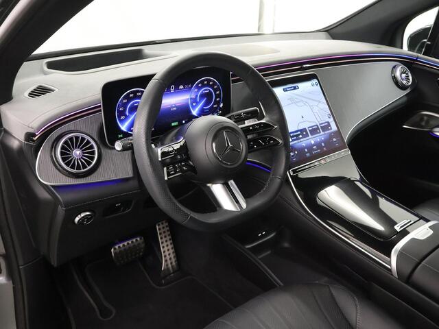 Mercedes-Benz EQE SUV 300 AMG Line 91 kWh | Nieuwprijs 106.261 euro | Panoramadak | Massage | Digital light | Meesturende achteras |