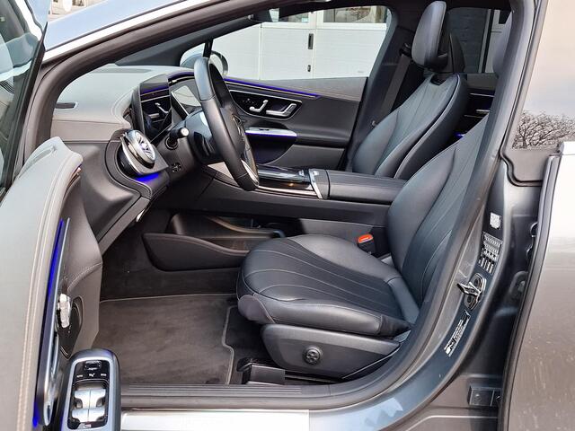 Mercedes-Benz EQE 300 Luxury Line | Panoramadak | AIRMATIC Luchtvering | DISTRONIC Afstandsassistent | Dodehoekassistent | DIGITAL LIGHT | Elektrisch Verstelbare Stoelen + Geheugen | Stoelverwarming | Stuurverwarming | Sfeerverlichting | Apple CarPlay | Android Auto | Elek